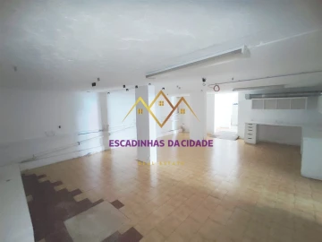 Loja para Venda em Loures