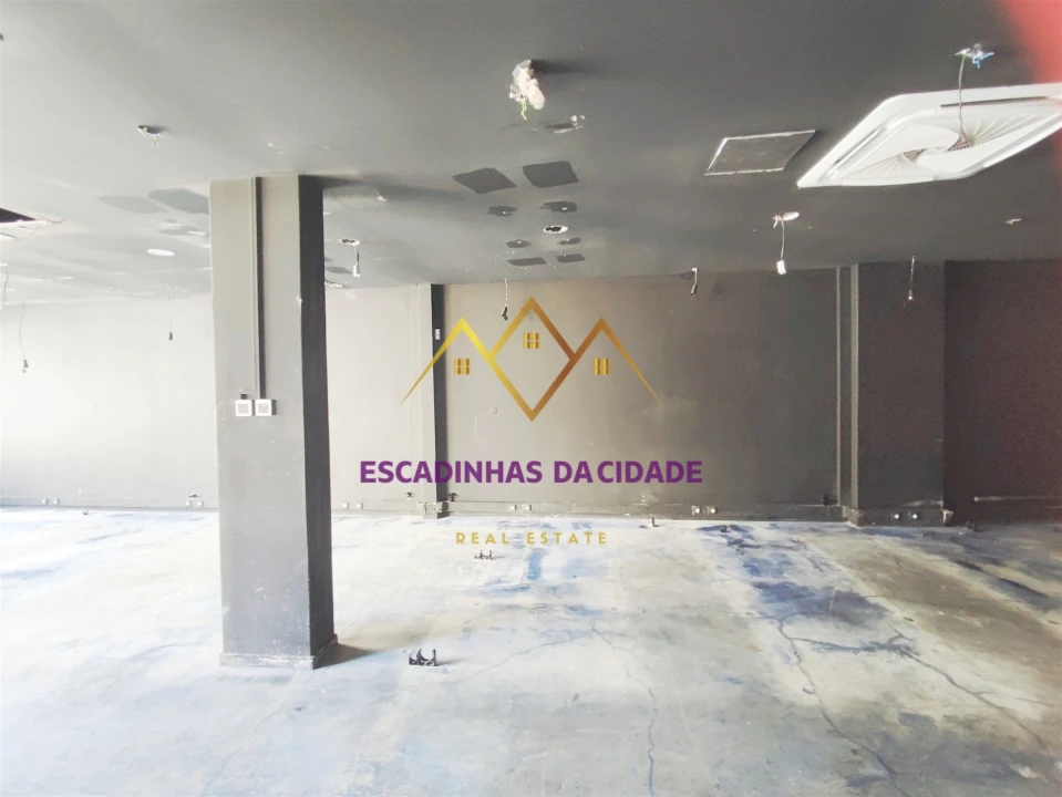 Loja para Venda em Loures Foto 2