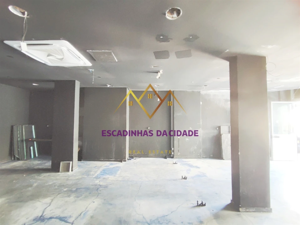 Loja para Venda em Loures Foto 4
