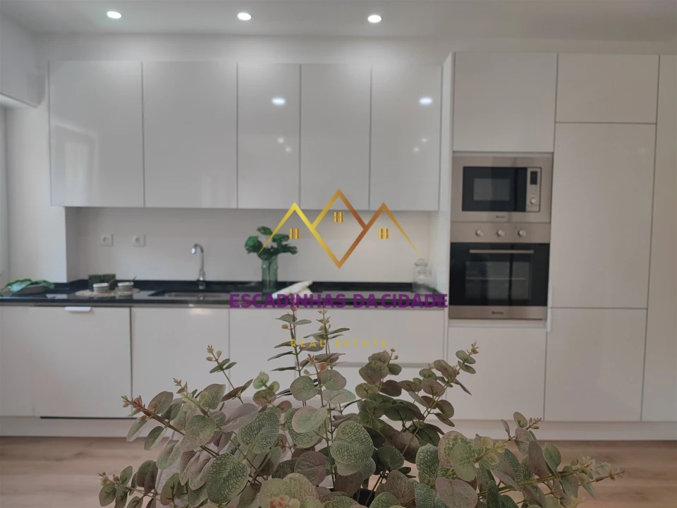 Apartamento T3 para Venda em Benfica Foto 8