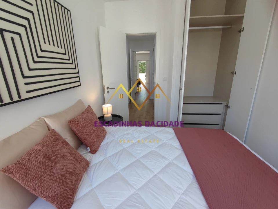 Apartamento T3 para Venda em Benfica Foto 24