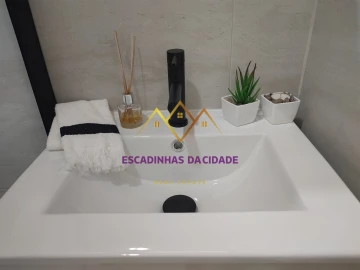 Apartamento T3 para Venda em Benfica