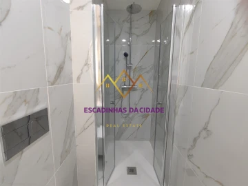 Apartamento T3 para Venda em Benfica