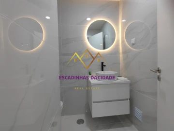 Apartamento T3 para Venda em Benfica