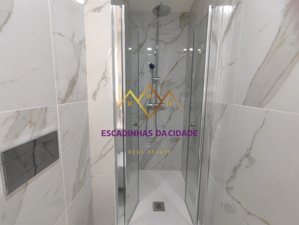 Apartamento T3 para Venda em Benfica Foto 32