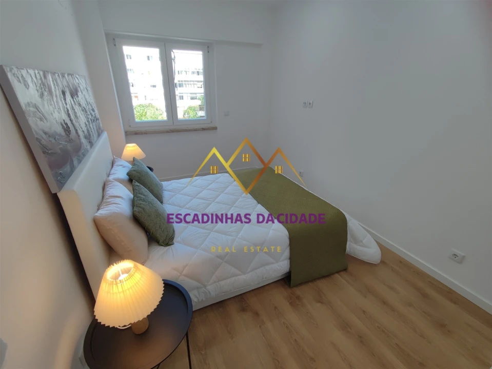 Apartamento T3 para Venda em Benfica Foto 14