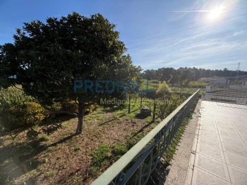 Moradia T2 para Venda em Vilar e Mosteiró