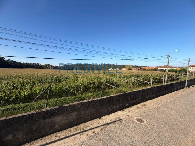 Moradia T2 para Venda em Vilar e Mosteiró Foto 40