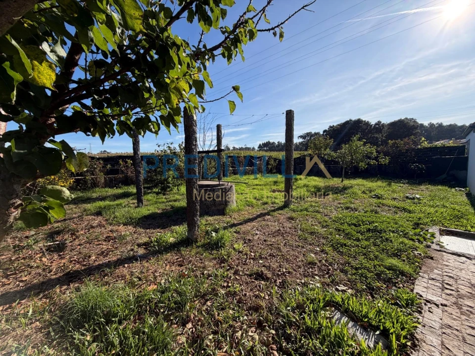 Moradia T2 para Venda em Vilar e Mosteiró Foto 36
