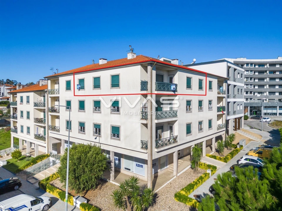 Apartamento T4 para Venda em Alpendorada, Várzea e Torrão Foto 3