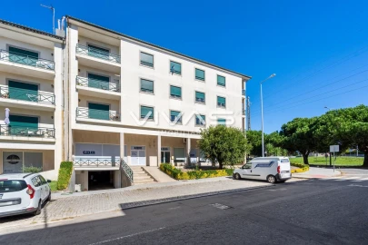 Apartamento T4 para Venda em Alpendorada, Várzea e Torrão