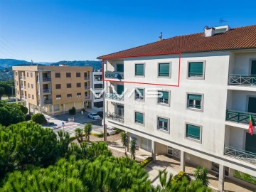 Apartamento T4 para Venda em Alpendorada, Várzea e Torrão