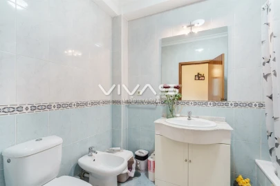 Apartamento T4 para Venda em Alpendorada, Várzea e Torrão