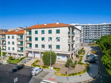 Apartamento T4 para Venda em Alpendorada, Várzea e Torrão
