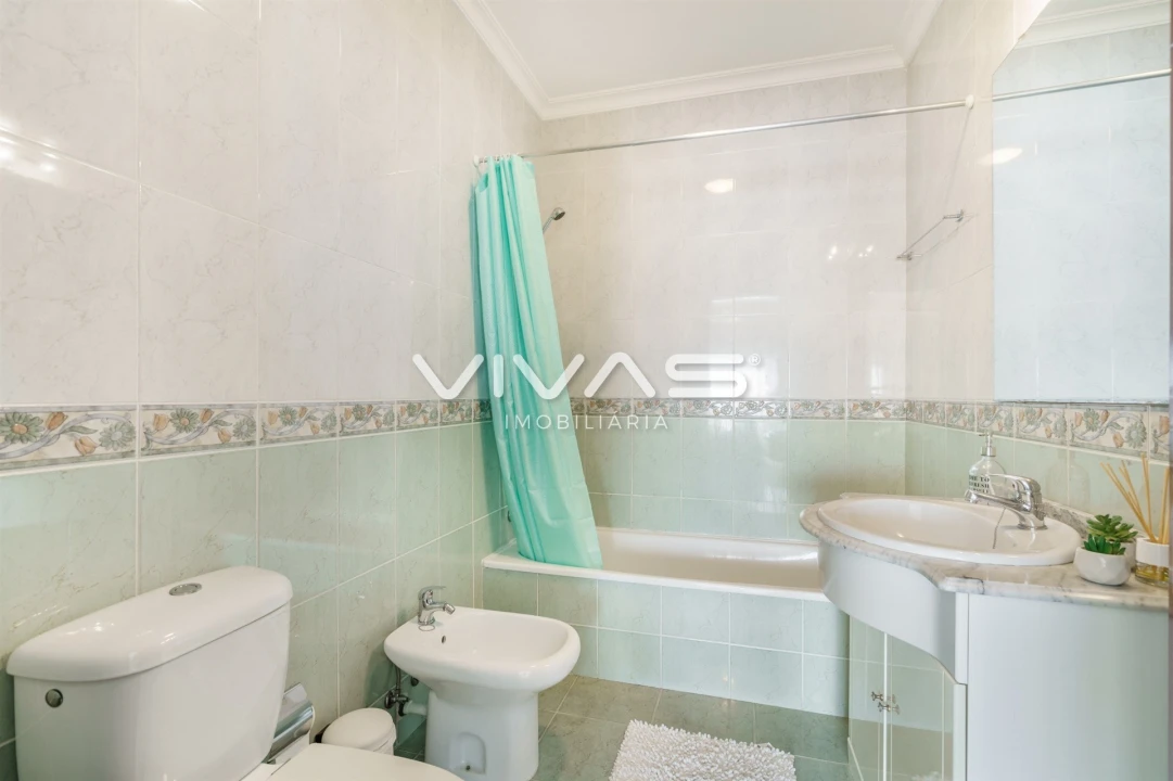 Apartamento T4 para Venda em Alpendorada, Várzea e Torrão Foto 17