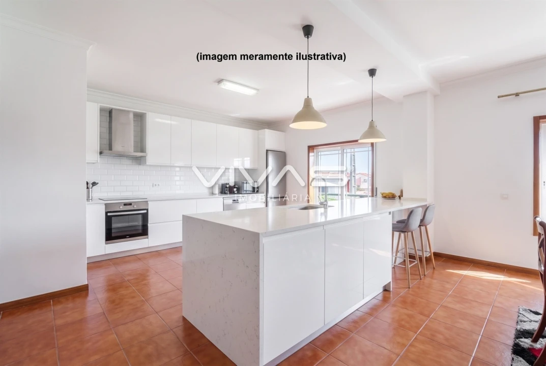 Apartamento T4 para Venda em Alpendorada, Várzea e Torrão Foto 5