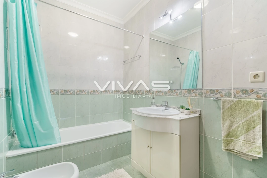 Apartamento T4 para Venda em Alpendorada, Várzea e Torrão Foto 18
