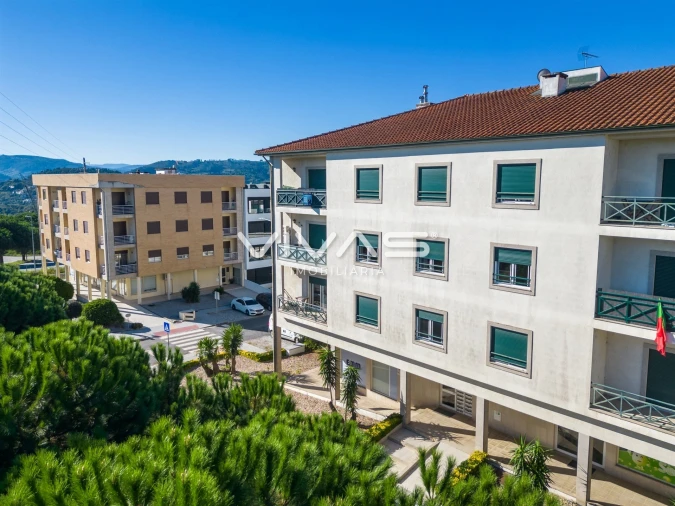 Apartamento T4 para Venda em Alpendorada, Várzea e Torrão Foto 29