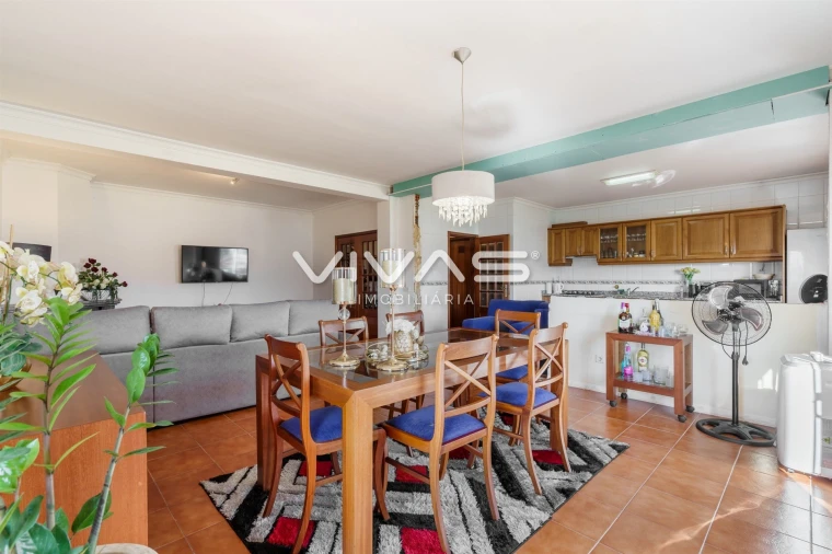 Apartamento T4 para Venda em Alpendorada, Várzea e Torrão Foto 7