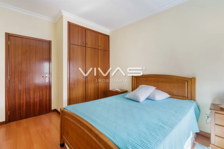 Apartamento T4 para Venda em Alpendorada, Várzea e Torrão Foto 20