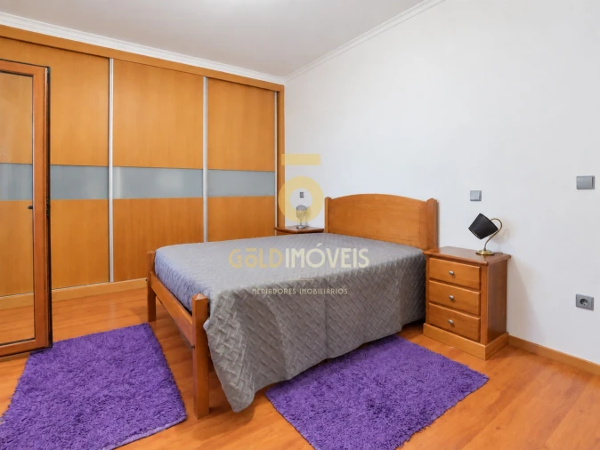 Moradia T3 para Arrendamento em Avessadas e Rosém Foto 9