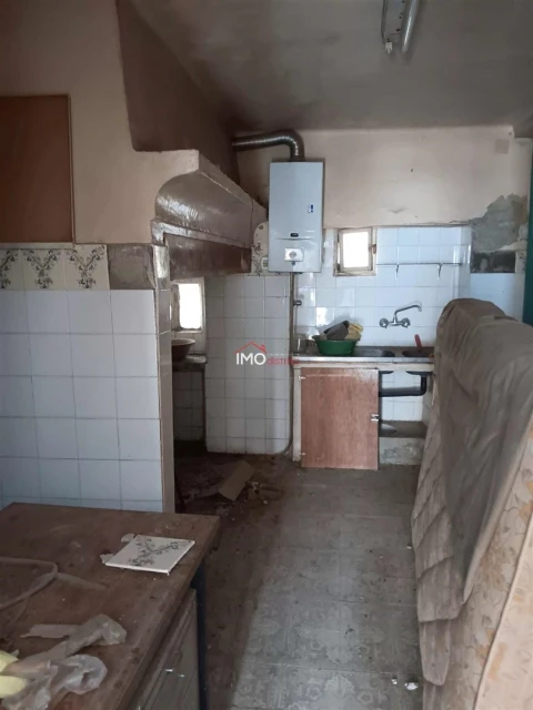 Moradia T2 para Venda em Nossa Senhora da Graça de Povoa e Meadas