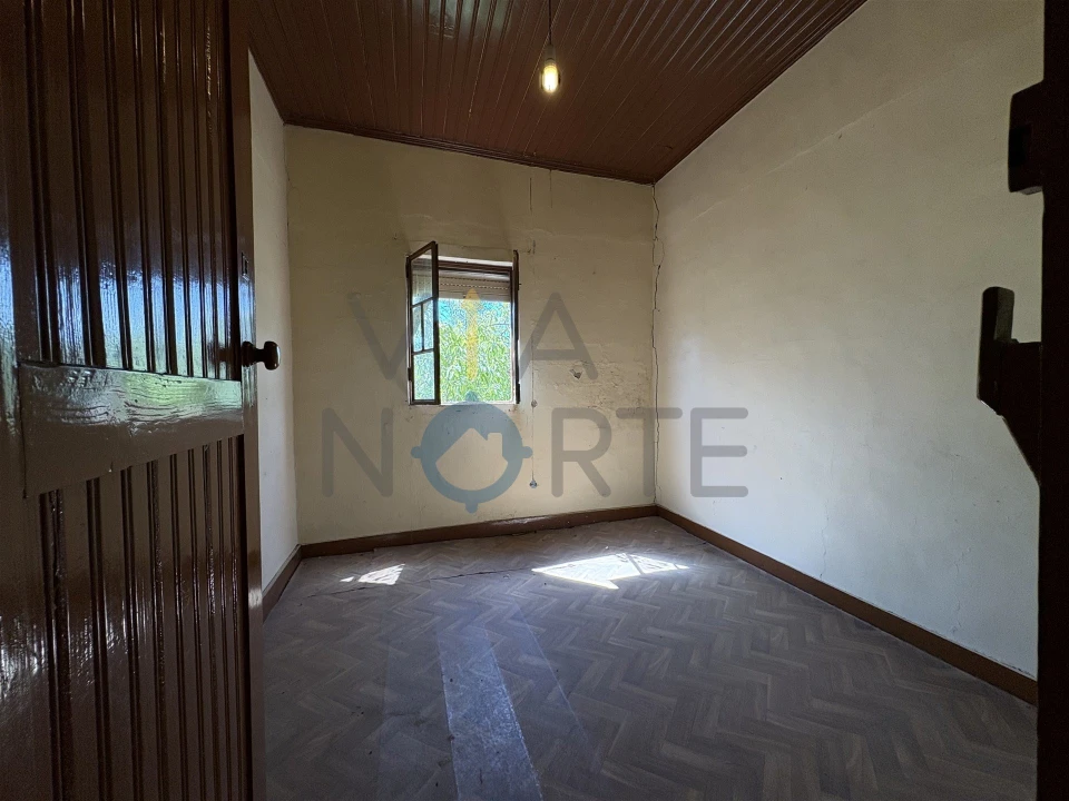 Moradia T2 para Venda em Eucisia, Gouveia e Valverde Foto 9