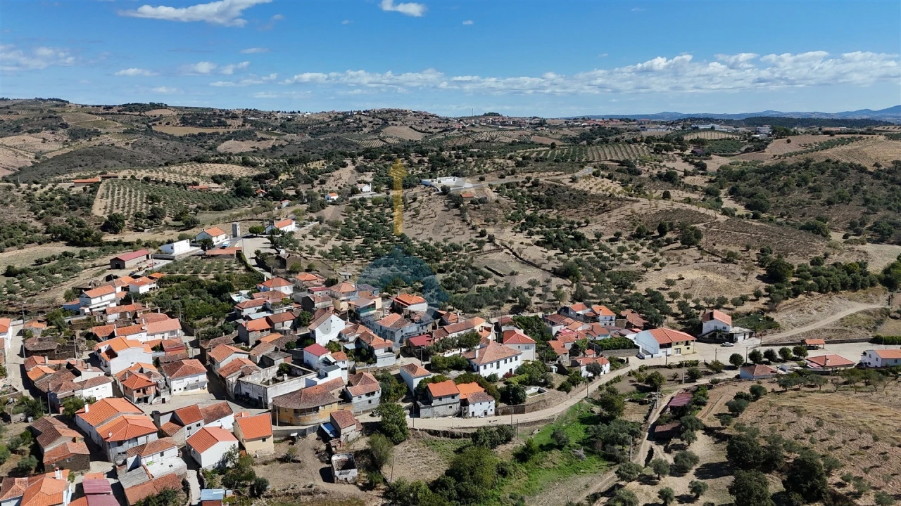 Moradia T2 para Venda em Eucisia, Gouveia e Valverde Foto 26