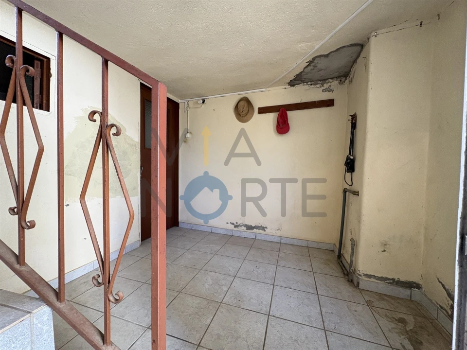 Moradia T2 para Venda em Eucisia, Gouveia e Valverde Foto 5
