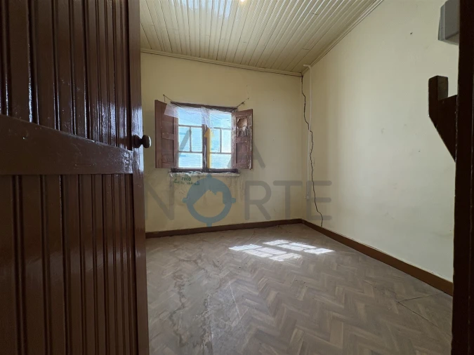Moradia T2 para Venda em Eucisia, Gouveia e Valverde Foto 10