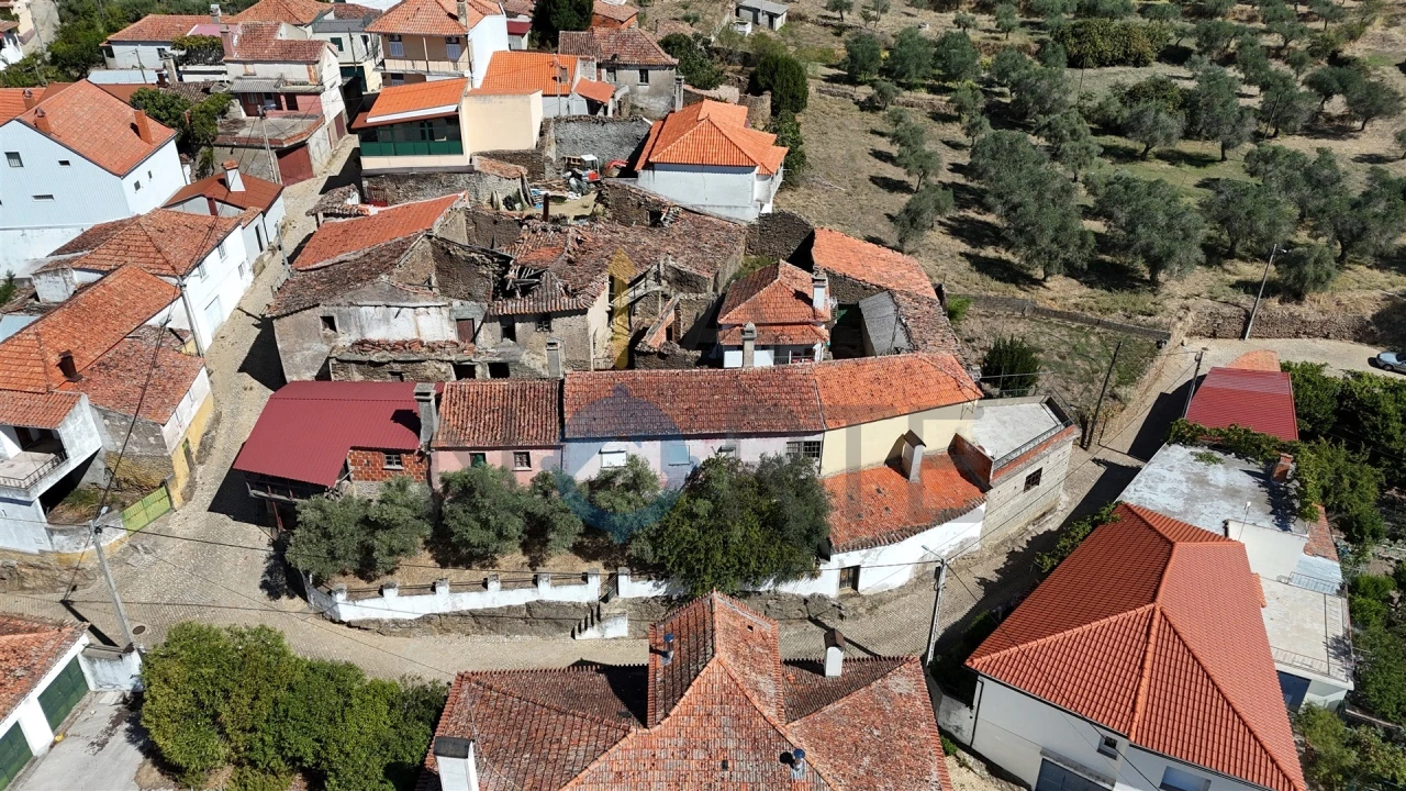 Moradia T2 para Venda em Eucisia, Gouveia e Valverde Foto 22
