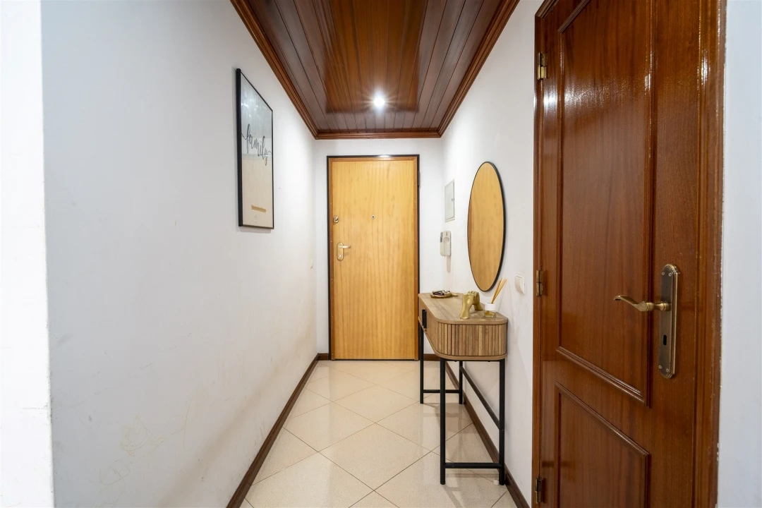 Apartamento T2 para Venda em Rio de Mouro Foto 21