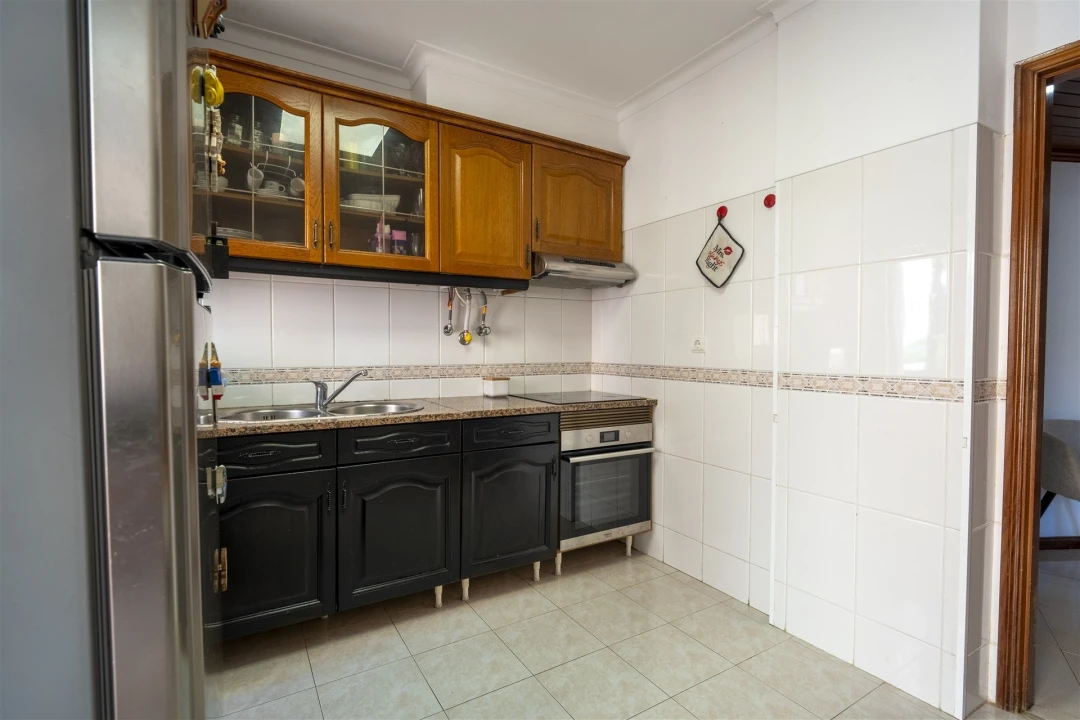 Apartamento T2 para Venda em Rio de Mouro Foto 24