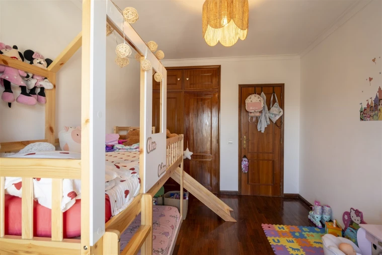 Apartamento T2 para Venda em Rio de Mouro Foto 8
