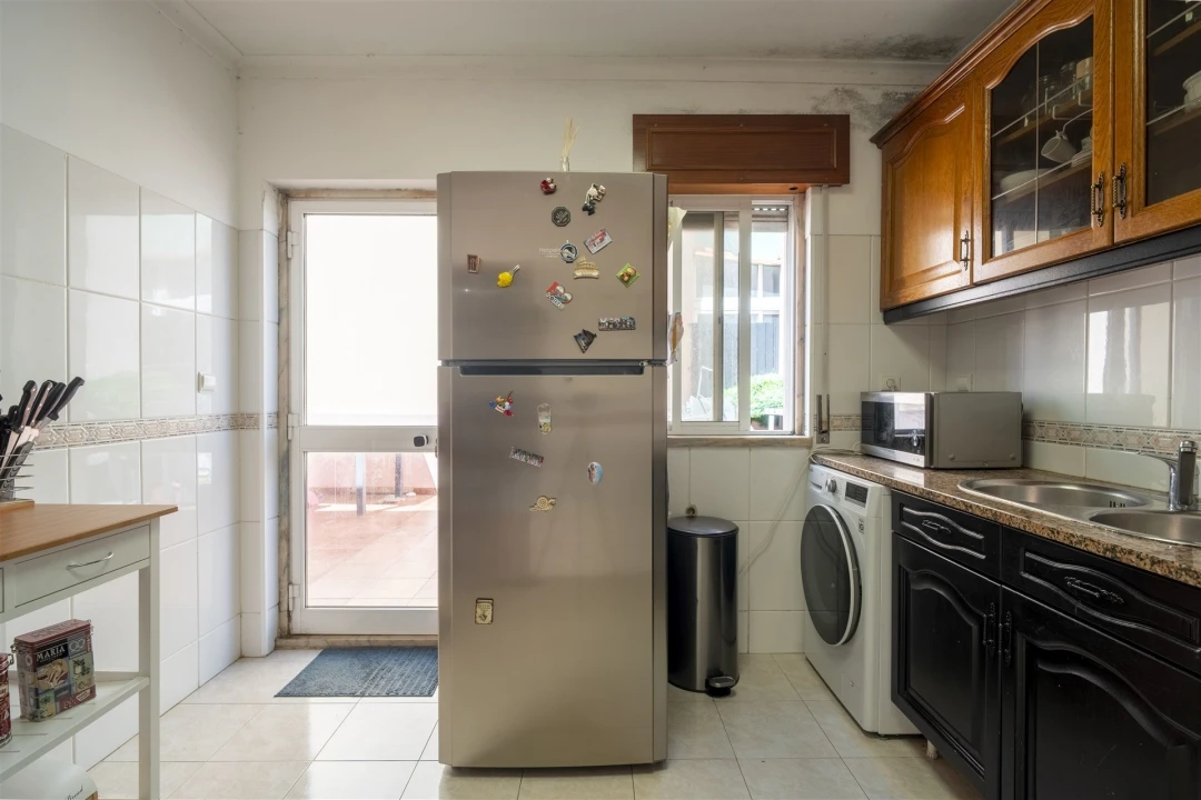 Apartamento T2 para Venda em Rio de Mouro Foto 25
