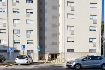 Apartamento T2 para Venda em Vilar de Andorinho