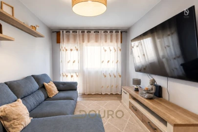 Apartamento T2 para Venda em Vilar de Andorinho