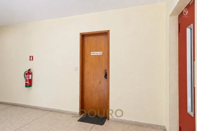 Apartamento T2 para Venda em Vilar de Andorinho