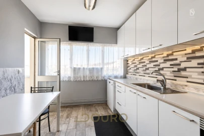 Apartamento T2 para Venda em Vilar de Andorinho