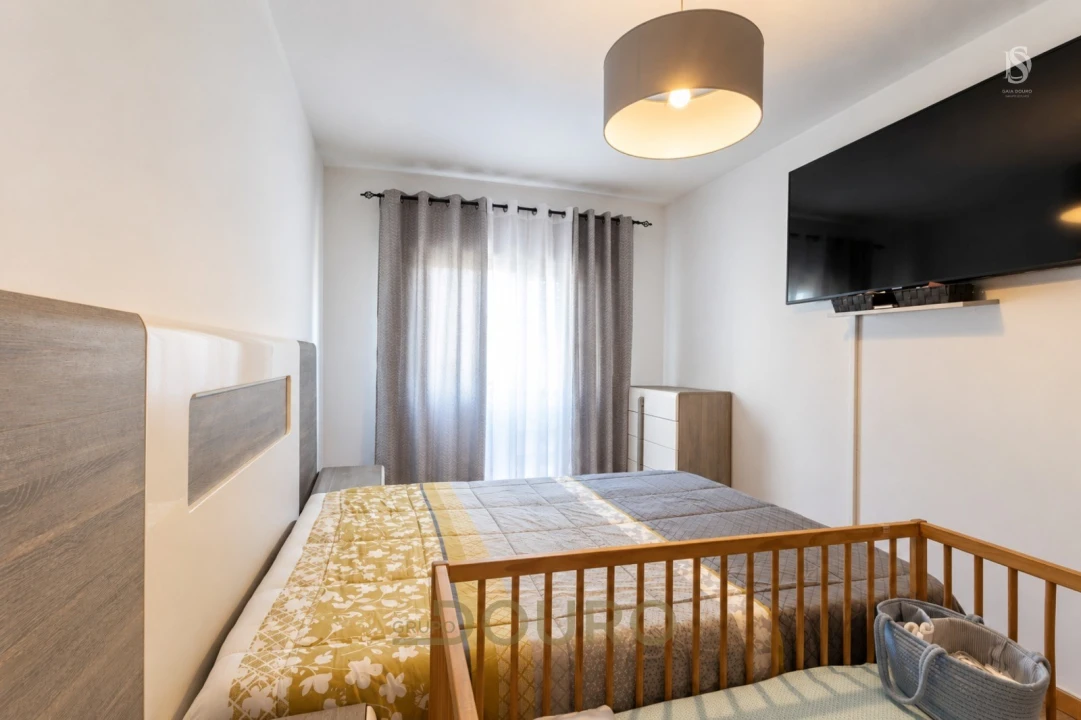 Apartamento T2 para Venda em Vilar de Andorinho Foto 17