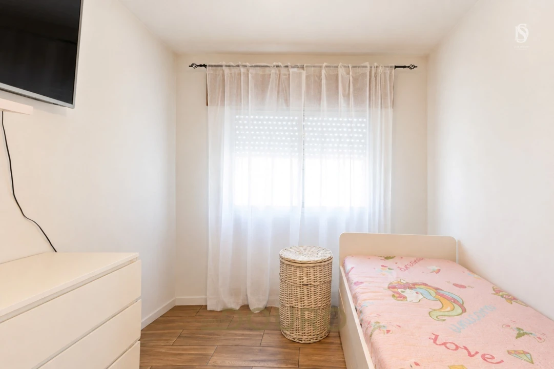Apartamento T2 para Venda em Vilar de Andorinho Foto 15