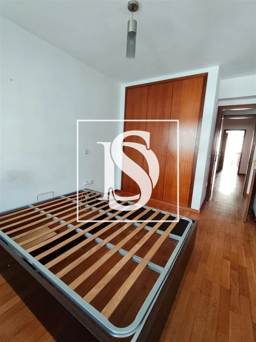 Apartamento T3 para Venda em Azurem Foto 11