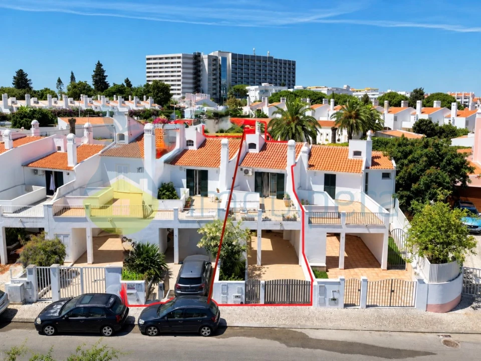 Moradia T2 para Venda em Albufeira e Olhos de Água Foto 23