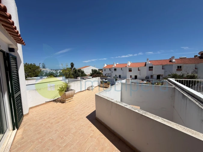 Moradia T2 para Venda em Albufeira e Olhos de Água Foto 19