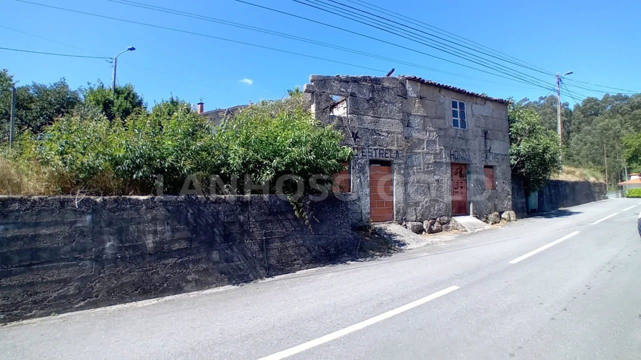 Terreno para Venda em Fonte Arcada e Oliveira Foto 1