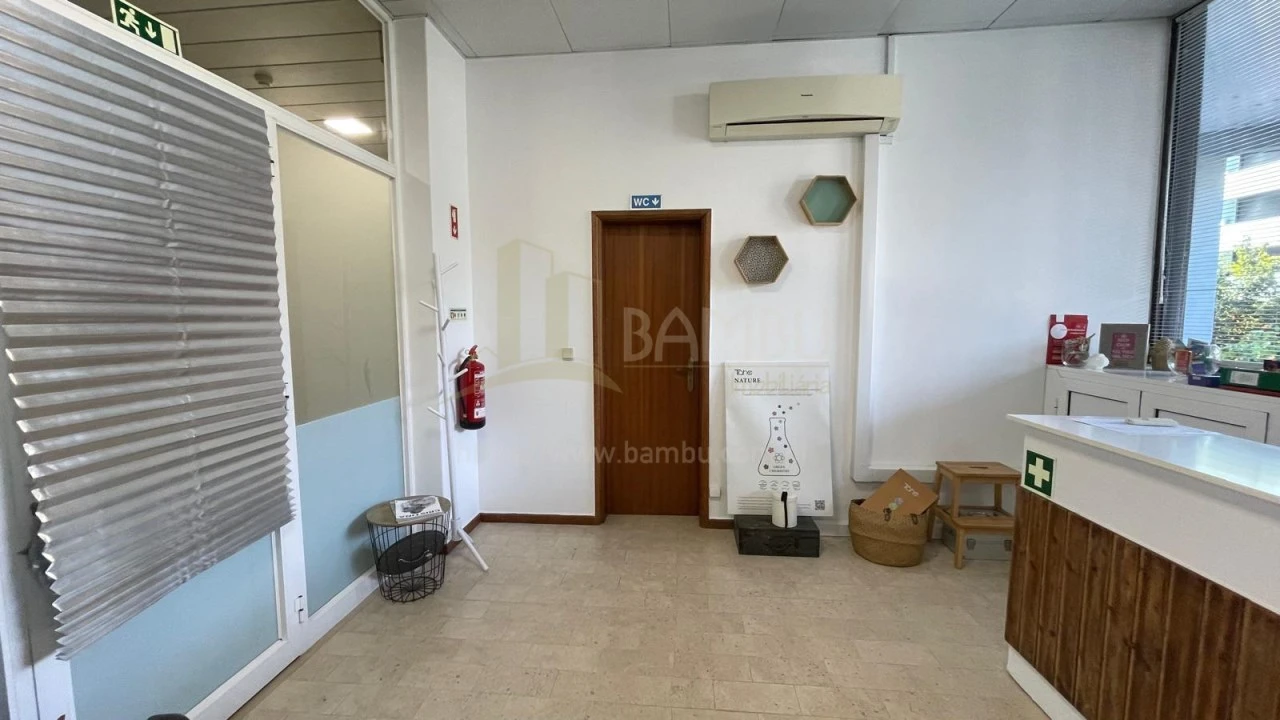 Loja para Arrendamento em Valença, Cristelo Covo e Arão Foto 7