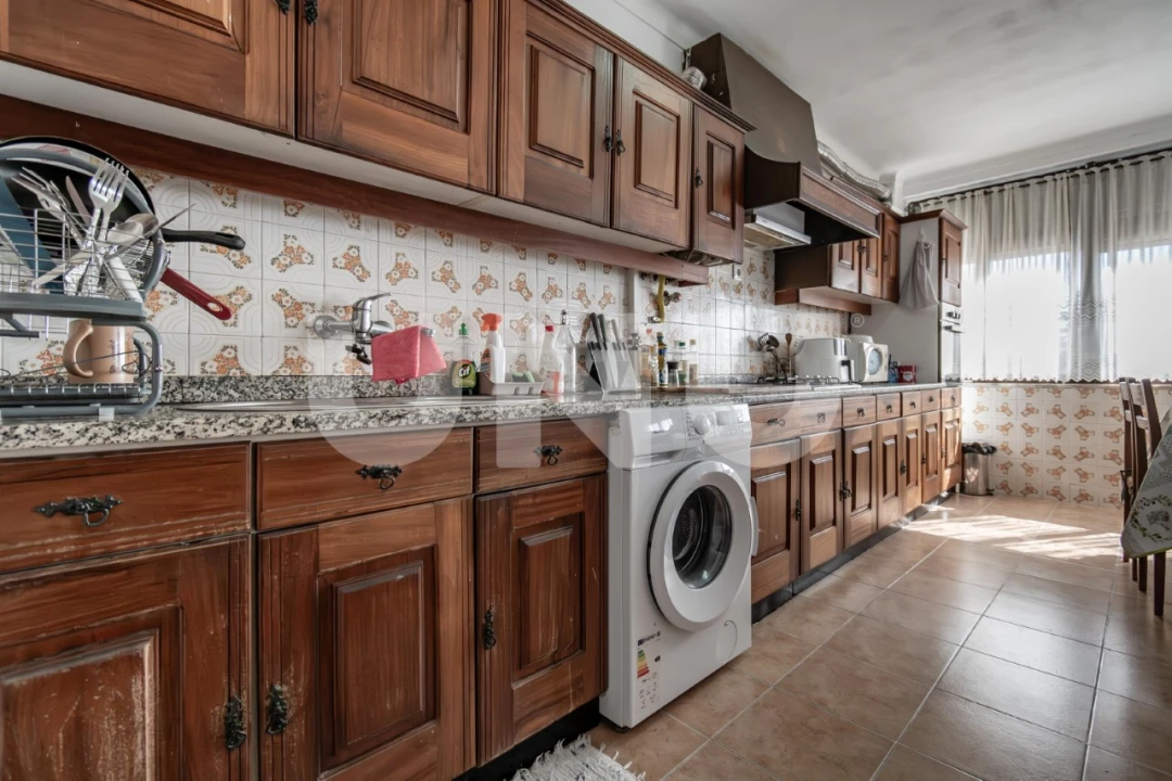 Apartamento T2 para Venda em Covilhã e Canhoso Foto 9