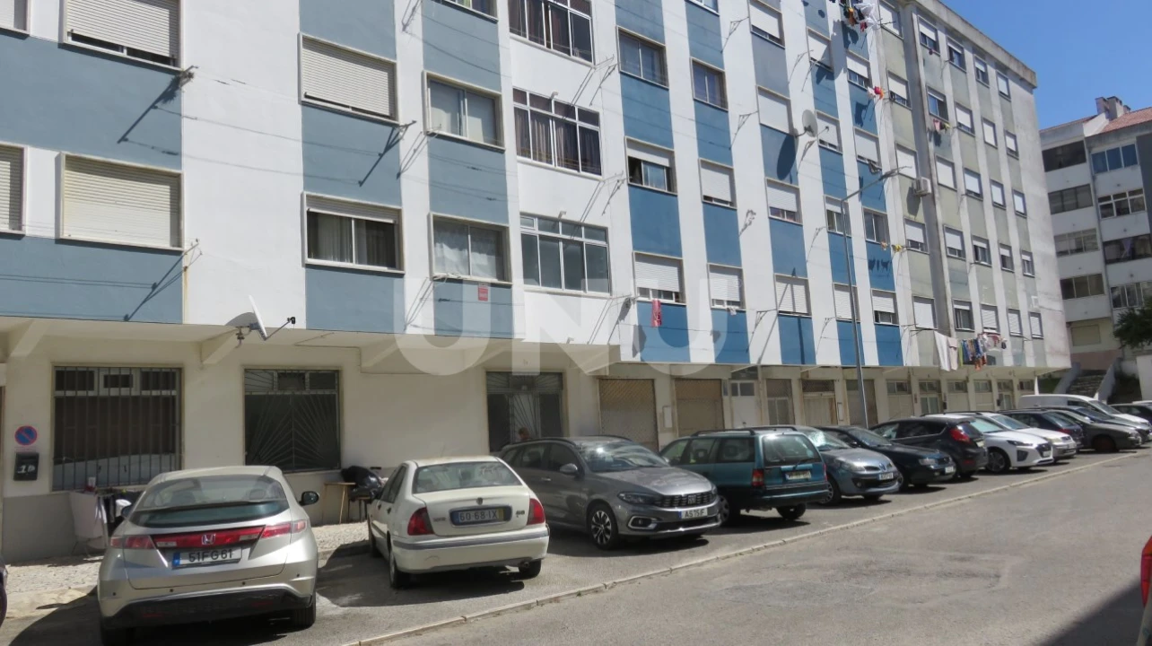 Loja para Venda em Seixal, Arrentela e Aldeia de Paio Pires Foto 3