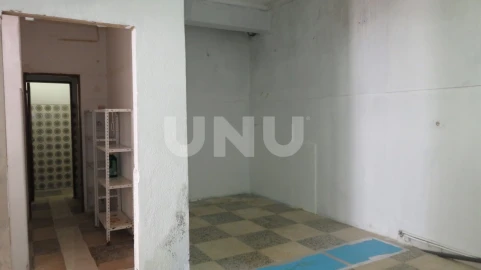 Loja para Venda em Seixal, Arrentela e Aldeia de Paio Pires