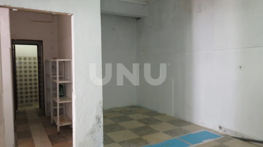 Loja para Venda em Seixal, Arrentela e Aldeia de Paio Pires